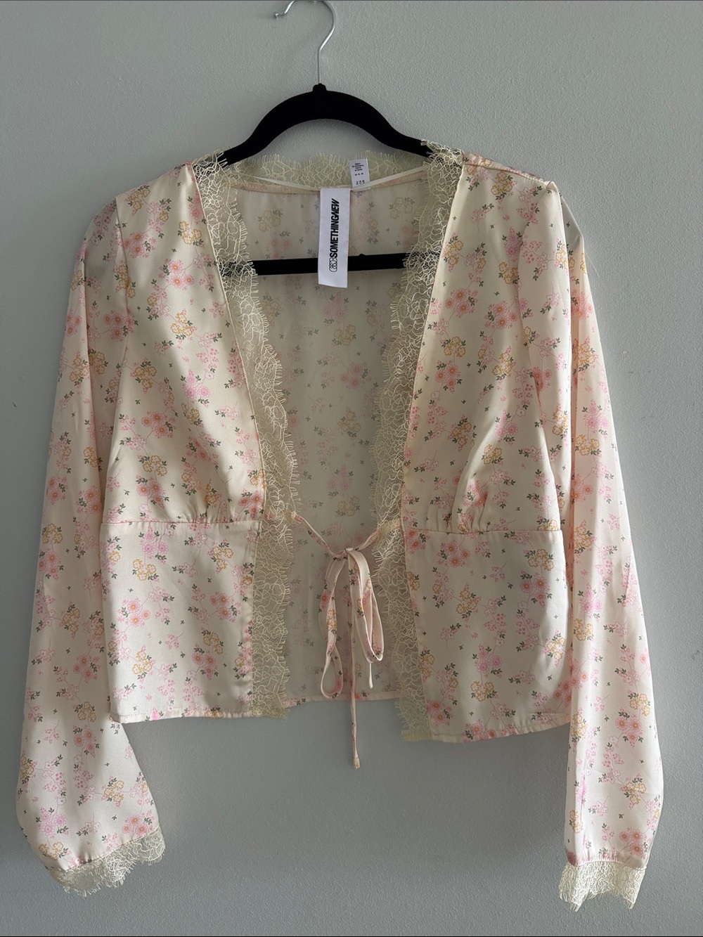 Something New Floral Lace Trim Tie-Front Top - Cream & Pink